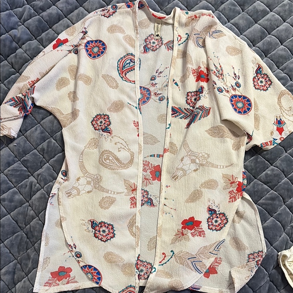 Pomelo Cream and Red Floral Kimono